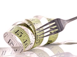 Politycy świecą przykładem. Zrzucają brzuchy