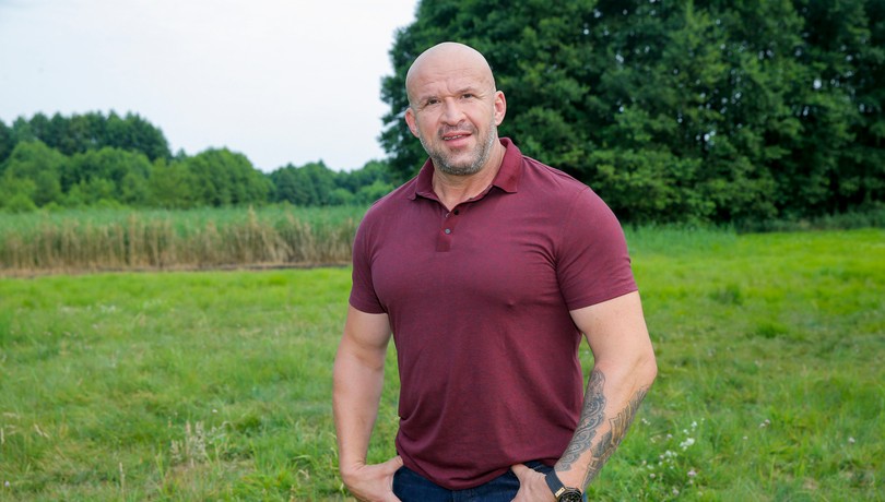 Oświeciński informuje o stanie zdrowia córki. Przed świętami trafiła do szpitala