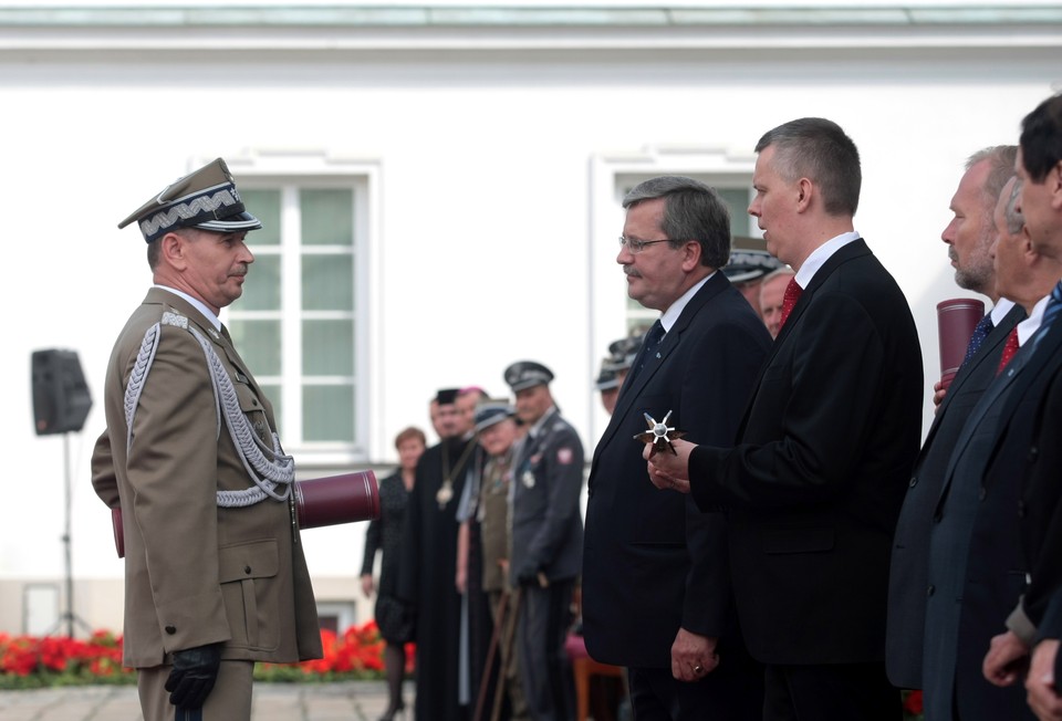 Wręczenie odznaczeń i nominacji generalskich