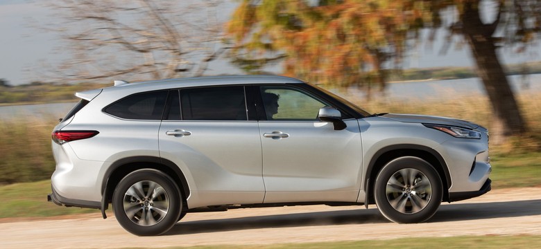 Toyota Highlander pierwszy raz w Polsce. Oto NOWA 7-osobowa hybryda