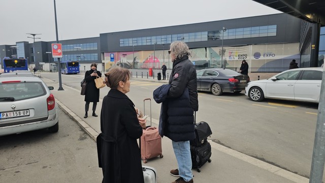 Emir Kusturica stigao na aerodrom
