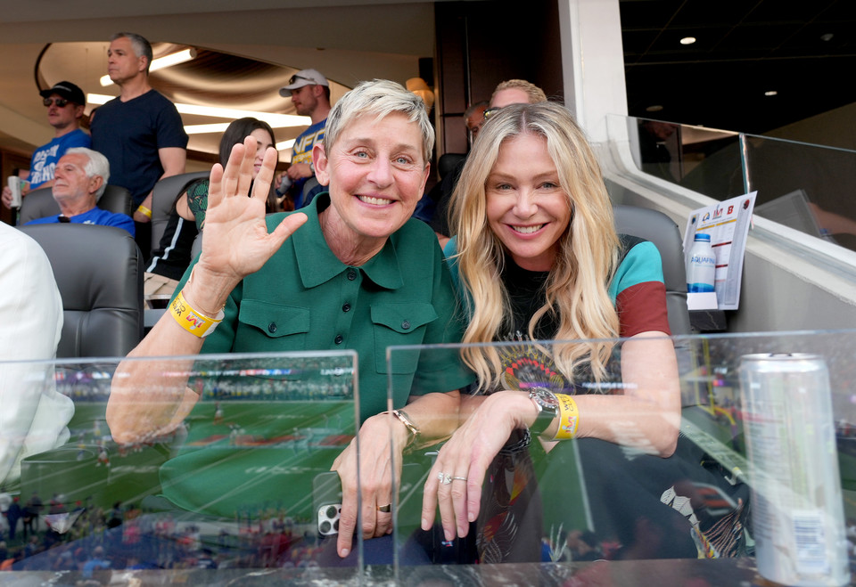Ellen DeGeneres i aktorka Portia de Rossi na Super Bowl 2022