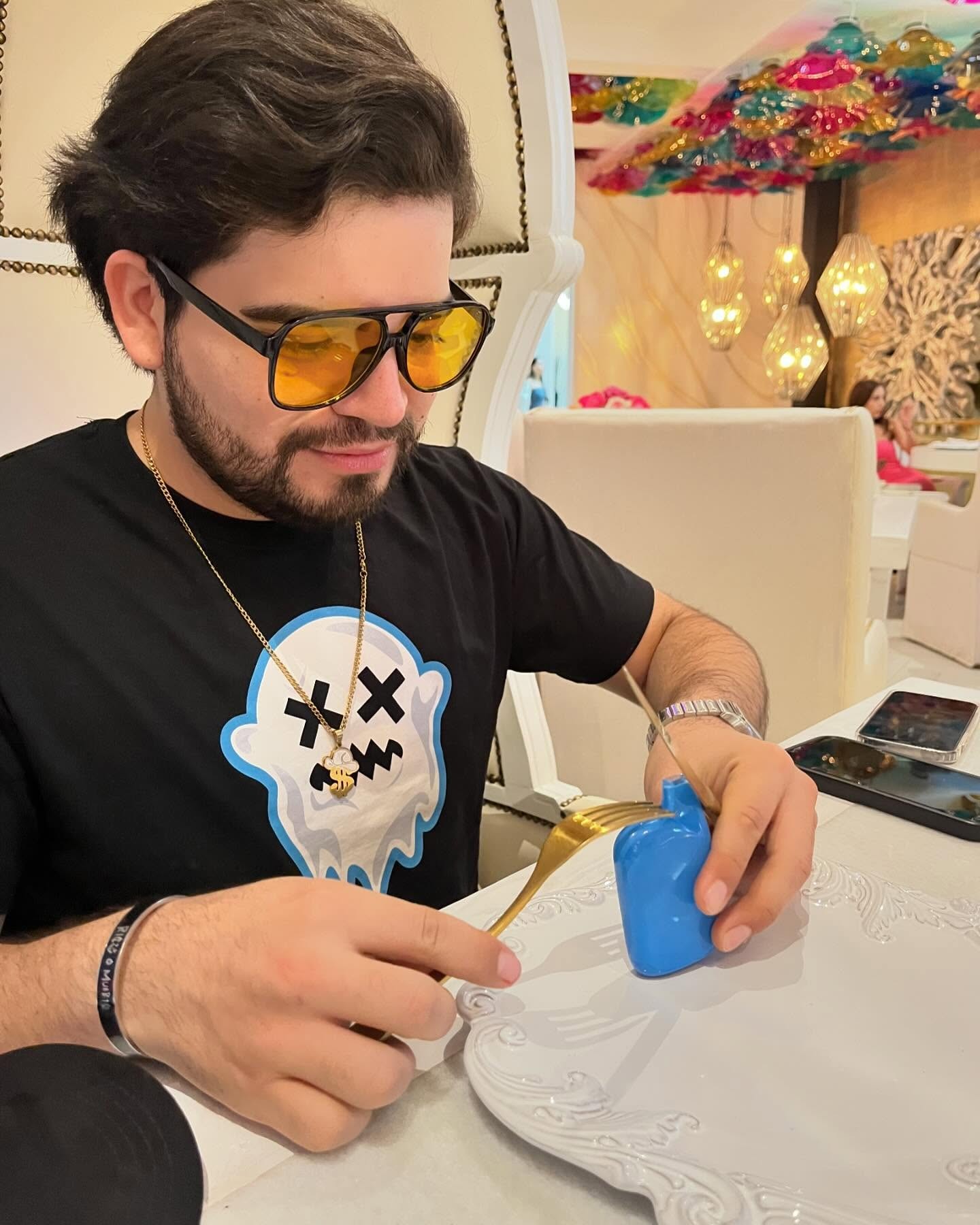 Mexický influencer Cesar Gastelum.