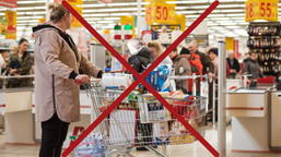 kolejne restrykcje w grze. tylko 4 niedziele handlowe w roku i poważne zmiany w soboty. sejm rozpatrzy petycję o zaostrzeniu zakazu handlu