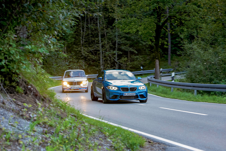 BMW M2 vs 2002 Turbo – geny turbodiabła