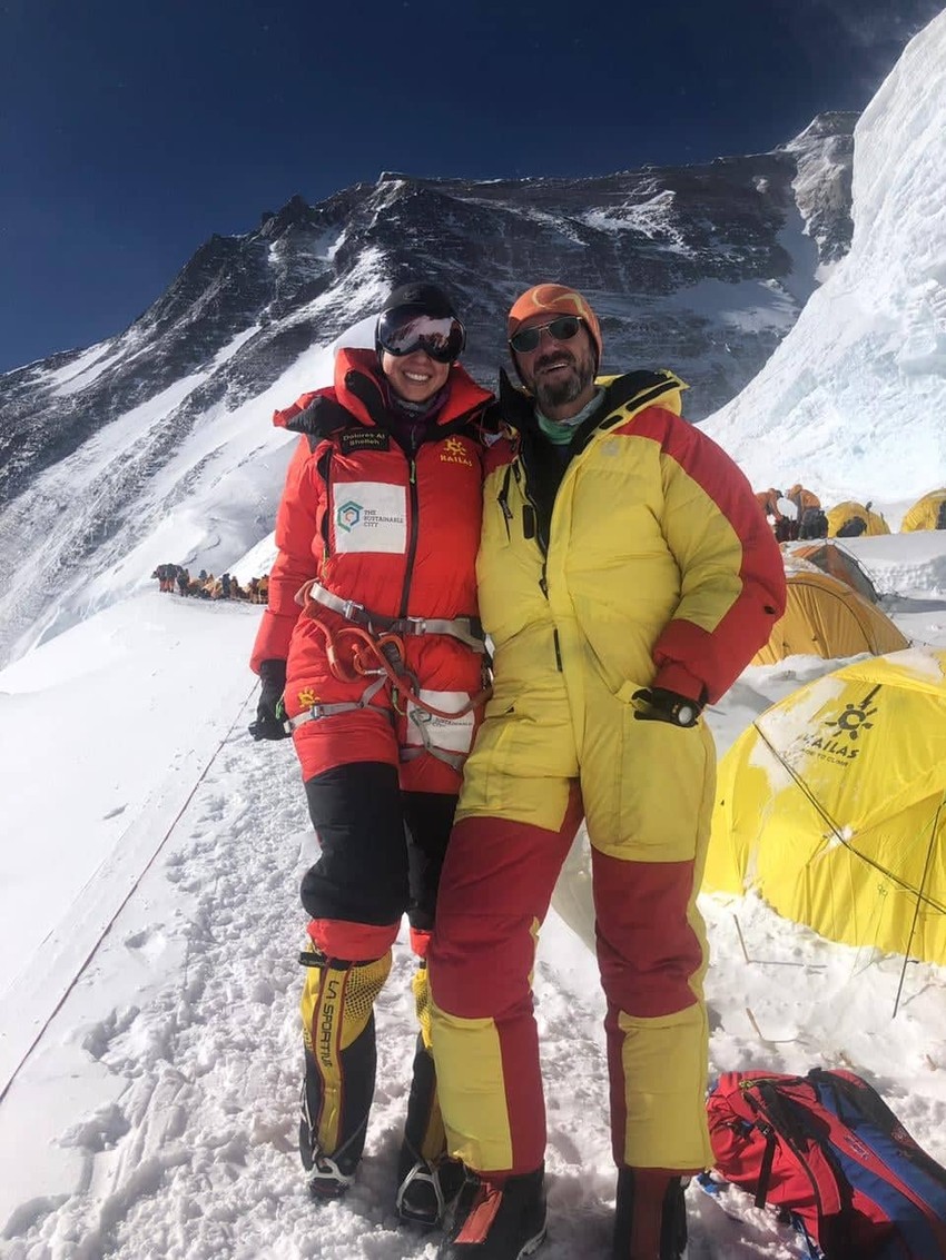 Dolores sa kolegom iz tima, Rusom Aleksom