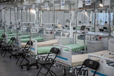 MZ: Szpitale szykują 75 łóżek na 10 tys. mieszkańców na wypadek wojny – procedury i plany ewakuacji