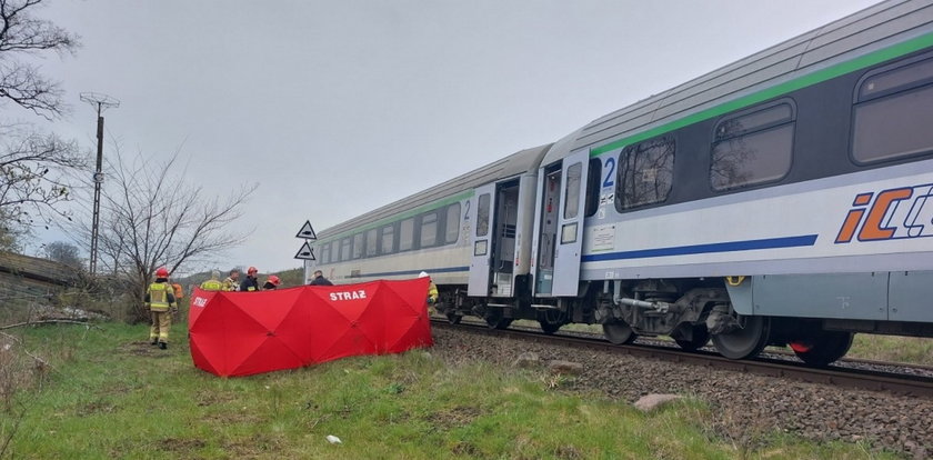 Tragiczna śmierć 24-letniego mężczyzny. Zginął potrącony przez pociąg