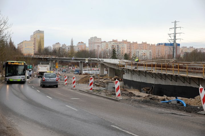 Kamienie milowe w inwestycji tramwajowej. Wiemy, kiedy zakończą się prace na estakadzie [ZDJĘCIA]