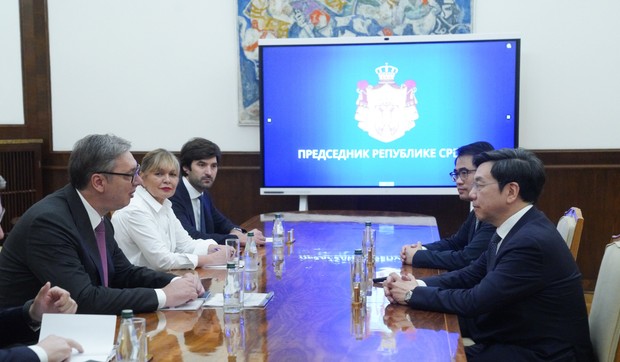 Aleksandar Vučić i Kaj-Fu Li