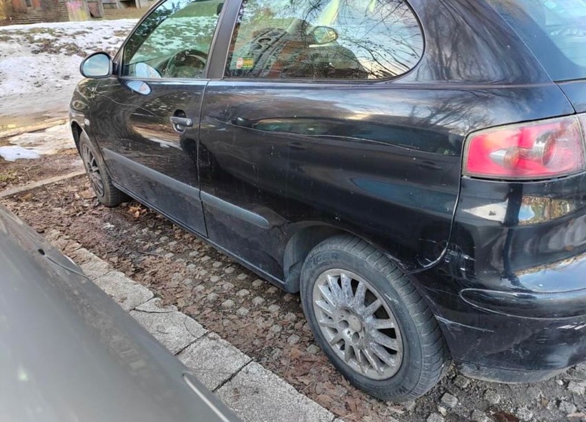 izgrebani automobili na Vidikovcu