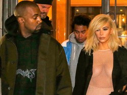 Ona nie zna umiaru. Kim Kardashian półnago na ulicach Paryża