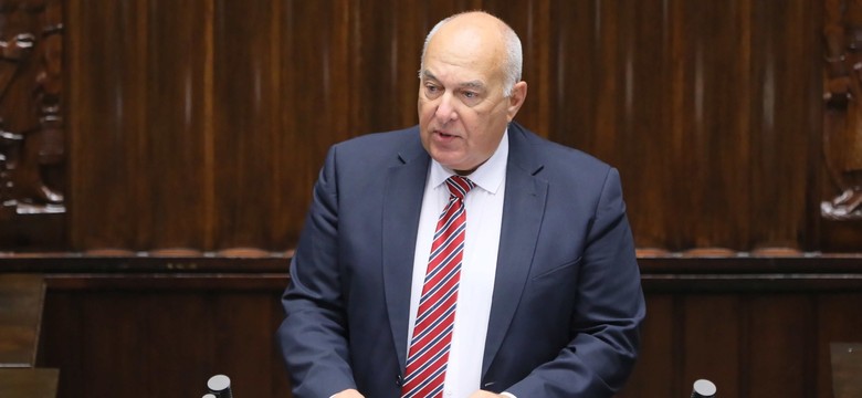 Kościński w Sejmie o budżecie 2022 r.: deficyt będzie niższy niż 3 proc. PKB