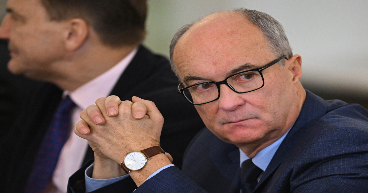 Co się dzieje z programem SAFE? Prezydent zadaje pytania, na które nikt nie odpowiada