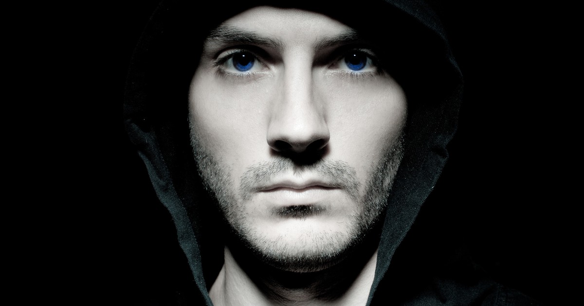 Kobieta jest jego własnością. Życie z psychopatycznym narcyzem to piekło