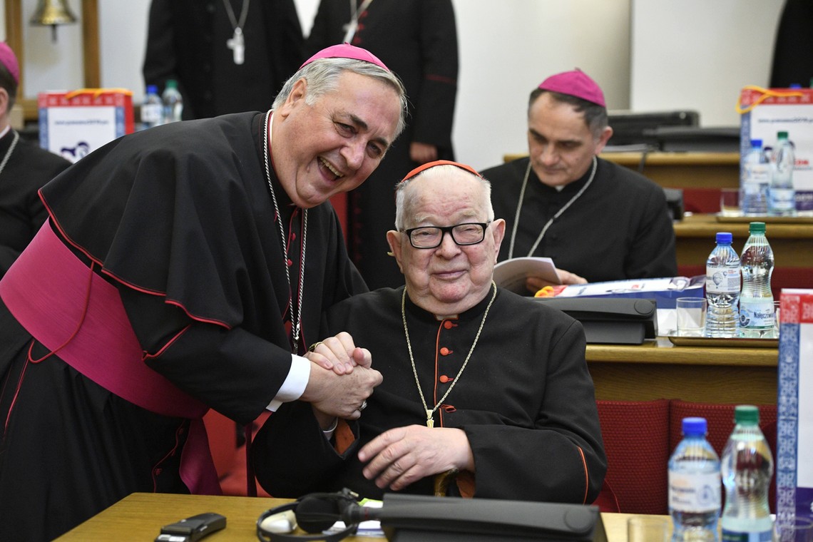 Nuncjusz apostolski w Polsce Salvatore Pennacchio i kardynał Henryk Gulbinowicz, 13.03.2018 r.