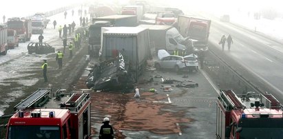 Nie żyje uczestnik karambolu pod Piotrkowem Trybunalskim