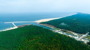 Przekop Mierzei Wiślanej nie wypalił? Średnio kilka statków na dobę