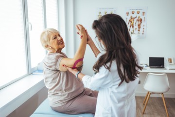 váll fájdalom felemelt kéz ütközési szindróma