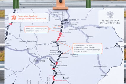 Transportowy problem Polski. Drogi są, zatankować i zjeść już nie ma gdzie