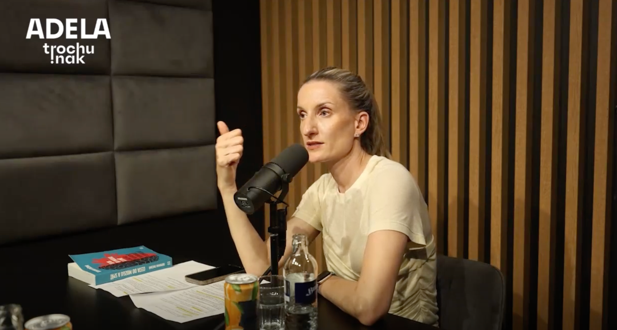 Adela Vinczeová v talkšou Adela trochu inak.