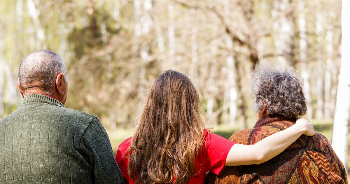 Samotność o twarzy seniora. "To w naszym społeczeństwie poważny problem"
