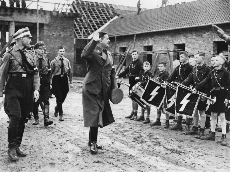 Ordensburg Krössinsee, "zamek zakonny" nad jeziorem Krosino w zachodniopomorskim Złocieńcu. Na zdjęciu: Baldur von Schirach z zastępem Hitlerjugend