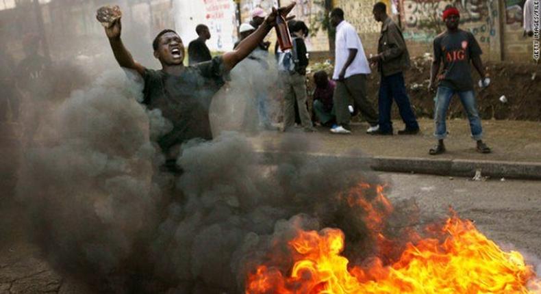 A chaotic scene in Kenya during 2007/08 post election violence