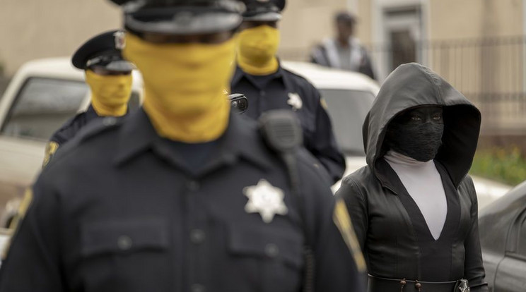 A Watchmen amellett, hogy a legendás képregényszériát folytatta, olyan aktualitásokkal foglalkozott, mint a Black Lives Matter-mozgalom és a rendőri brutalitás / Fotó: HBO