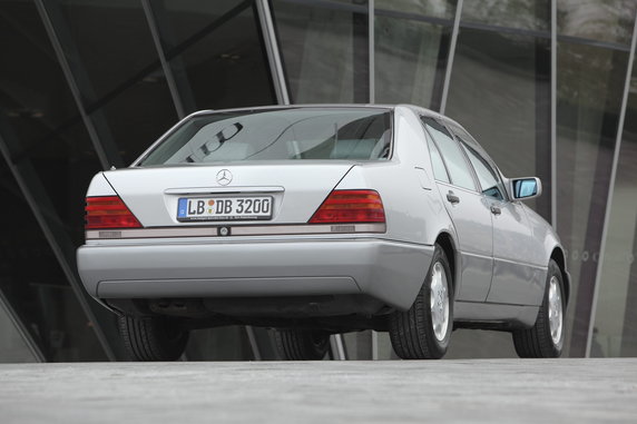 Mercedes W140 (1991-98)