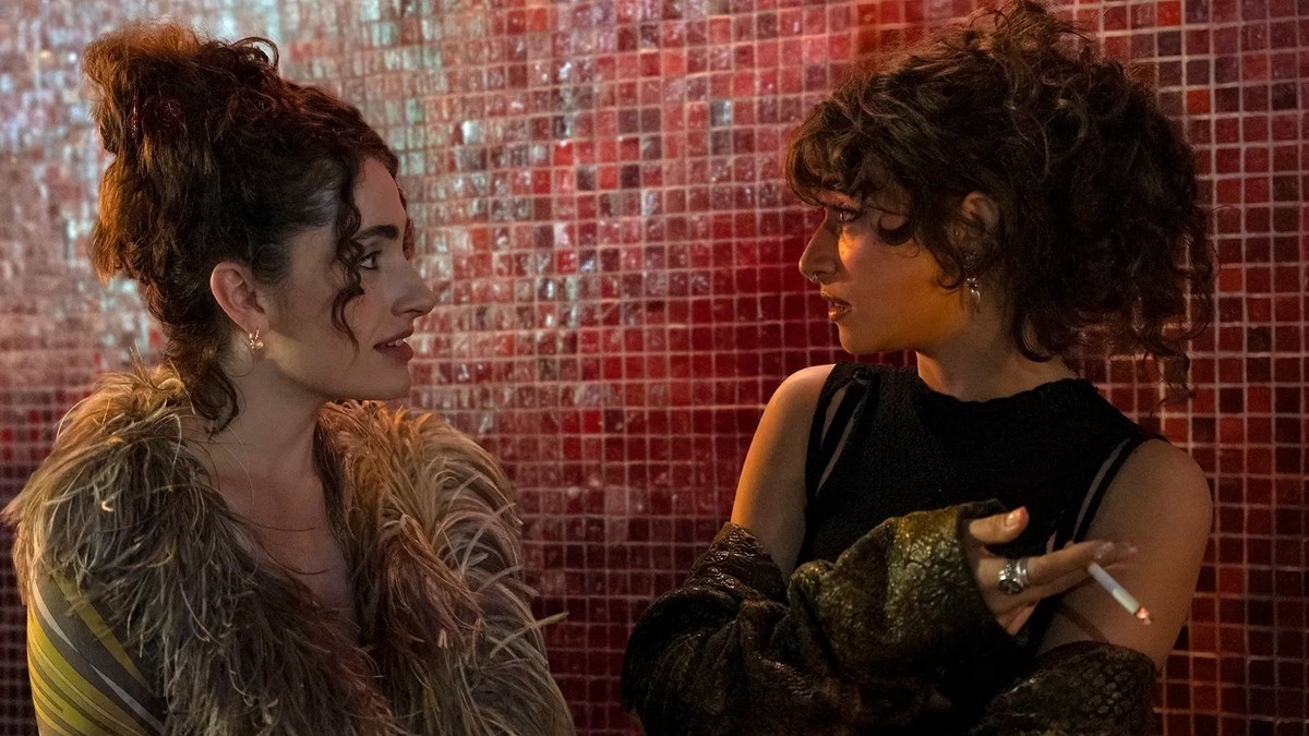 Rachel Sennott i Odessa A'zion w serialu "Kocham LA"