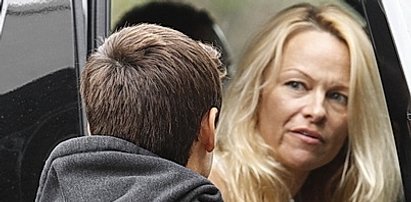 Pamela Anderson straszy bez makijażu!