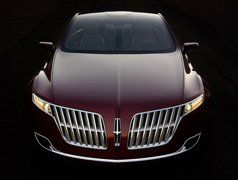 Lincoln MKR – kamień milowy