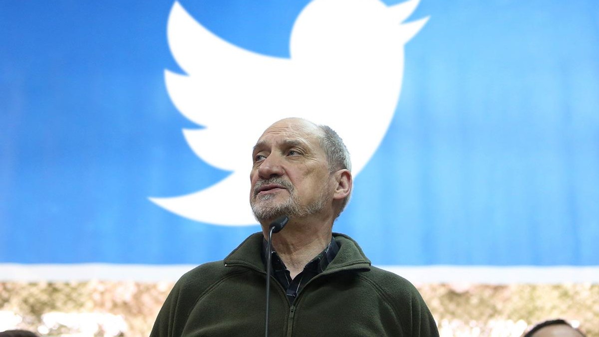 Antoni Macierewicz, Twitter