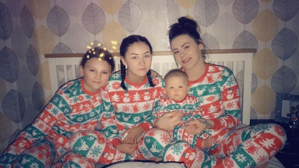 Dvojročné dievčatko zomrelo po prehltnutí gombíkovej batérie.