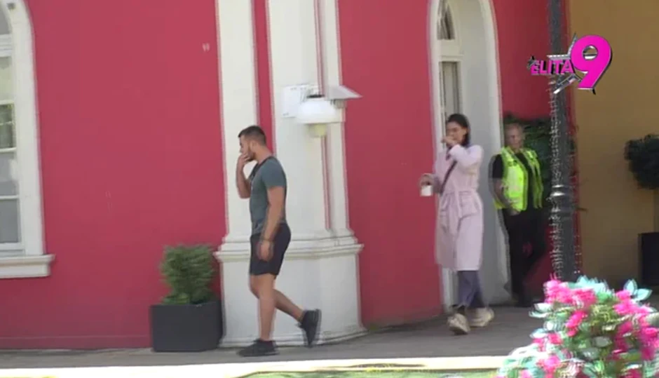 Raskid: Mina Vrbaški pala na kolena i moli Viktora za oproštaj