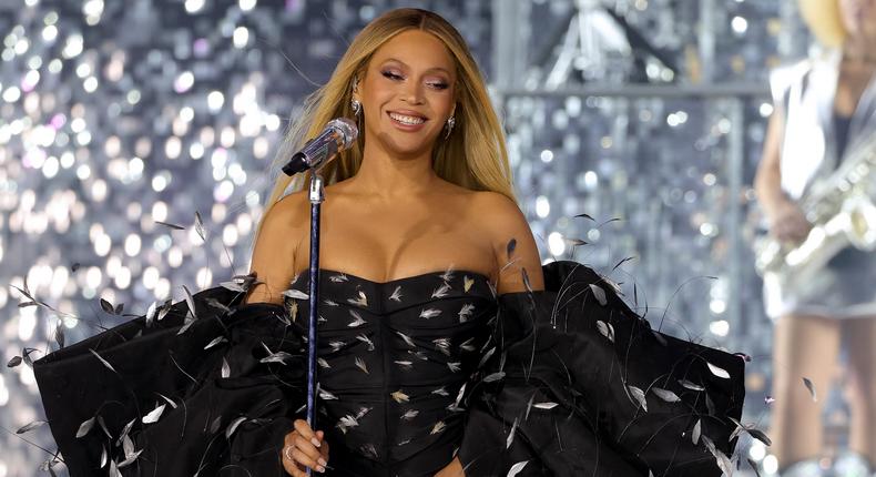 Beyonce has another #1 Billboard Hot 100 hit [Business Insider]