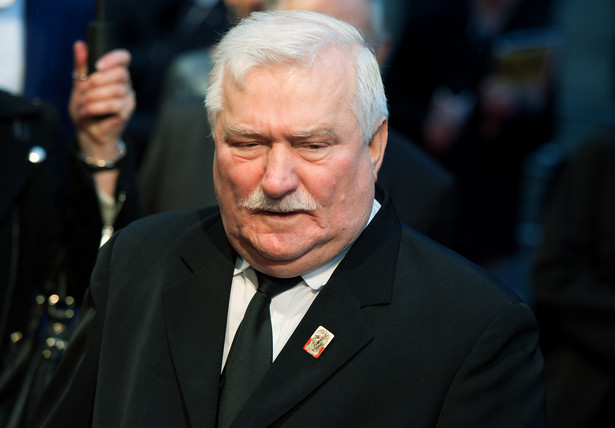 Lech Wałęsa na premierze filmu Andrzeja Wajdy "Wałęsa. Człowiek z nadziei".