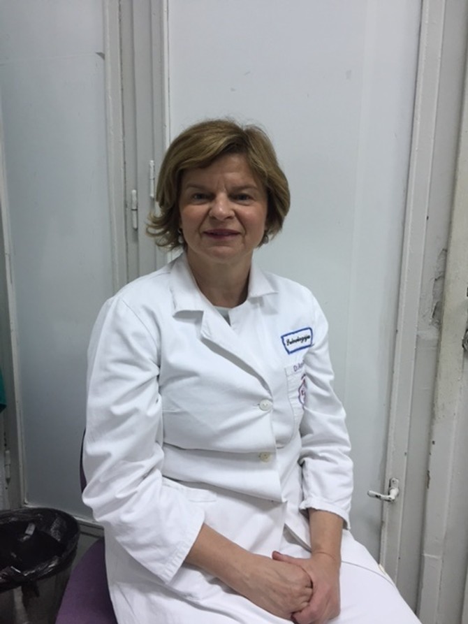 Prim. dr sc. med. Ana Stojanović, načelnik Odeljenja pulmologije u KBC „Bežanijska kosa“, specijalista interne medicine-pulmolog
