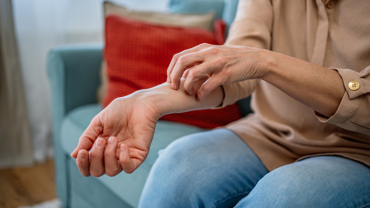 Svrbenie nemusí byť úplne neškodné. (ilustračné foto)