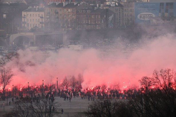 Uczestnicy Marszu Niepodległości w Warszawie.