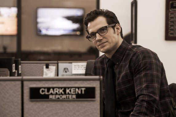 Henry Cavill jako Clark Kent / Superman w filmie "Batman v Superman: Świt sprawiedliwości" (2016)