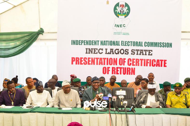 INEC officials make speeches during the event (Pulse) 