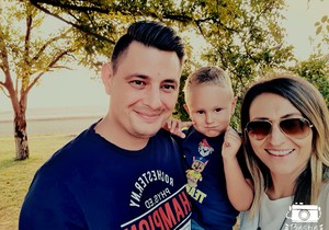 Stradali Despot sa roditeljima