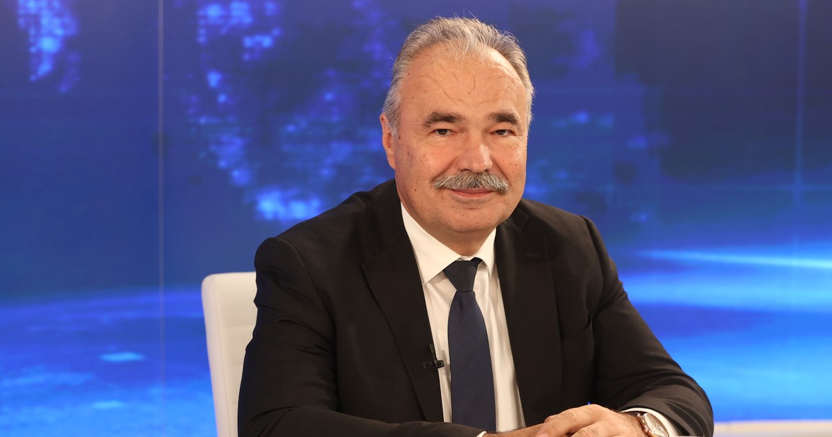 Nagy István benyújtotta a törvényjavaslatot: be fogják tiltani a műhúst