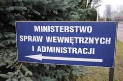 Ulgi i ułatwienia dla rodzin mundurowych. Trwają prace nad nową kartą