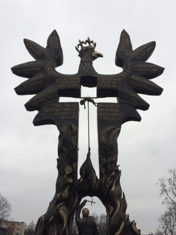Pomnik "Rzeź Wołyńska" Andrzeja Pityńskiego