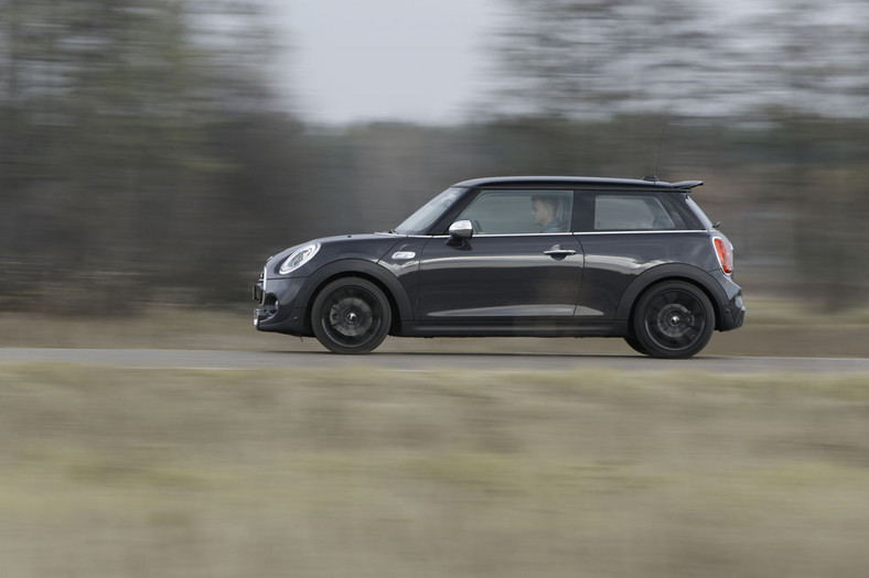 Mini Cooper S - Sportowy minimalizm