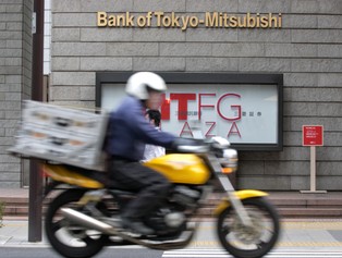 Koszty podatkowe: Firmowy może być motocykl, ale nie kask