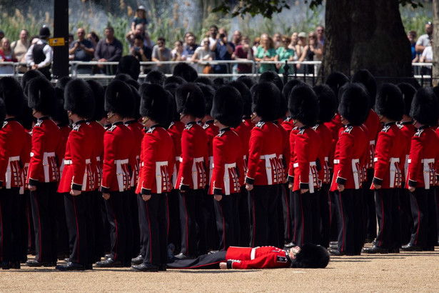 Żołnierz brytyjskiej armii zemdlał